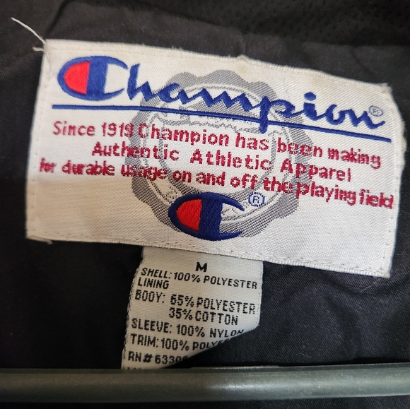 Vintage Champion Jacket Size M (windbreaker-type) - Picture 5 of 5